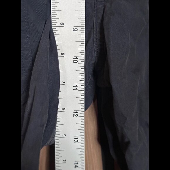 Abercrombie & Fitch Cargo Shorts 30 Mens Pocket Zip Blue Navy Classification - Picture 4 of 9